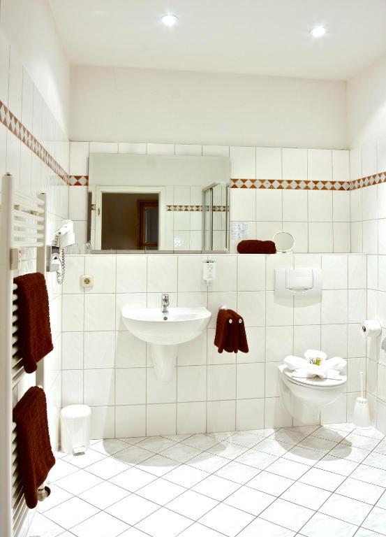 Hotel Graf Von Mansfeld Lutherstadt Eisleben Bilik gambar
